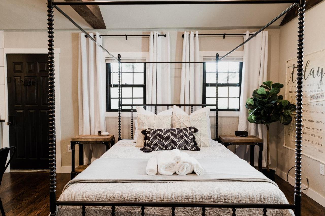 Spearfish Cottages 외부 사진